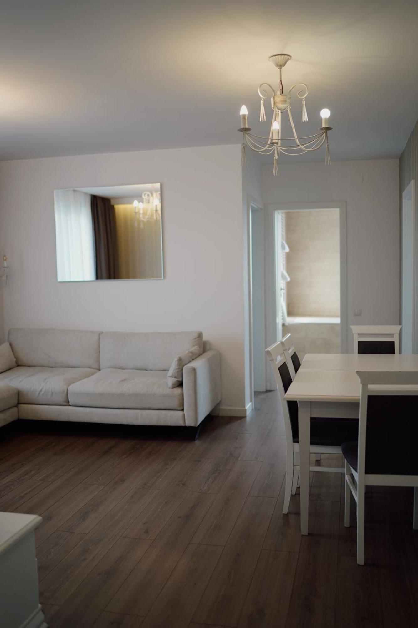 Uba Accommodation Aparthotel Cluj-Napoca Exteriör bild